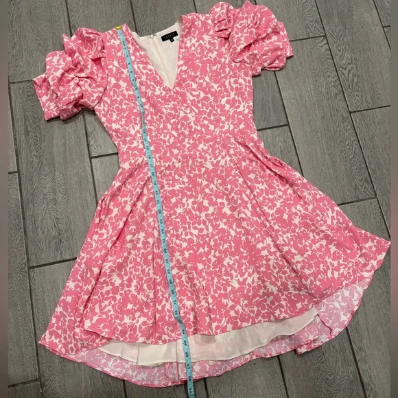 1. State Tiered Bubble Sleeve Dress in Pink & White with Pockets Size Medium - Picture 10 of 12